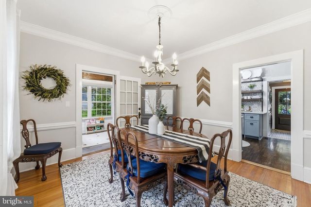 150 S 32ND ST, Purcellville, VA 20132