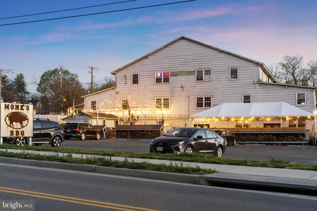 150 S 32ND ST, Purcellville, VA 20132