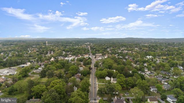 150 S 32ND ST, Purcellville, VA 20132