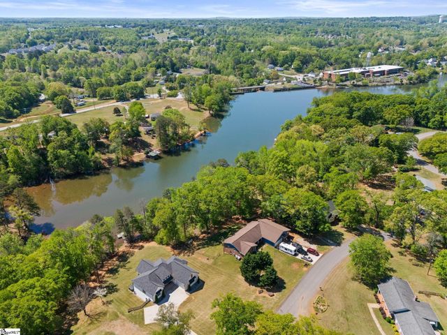 105 Lake Forest Drive, Greer, SC 29651