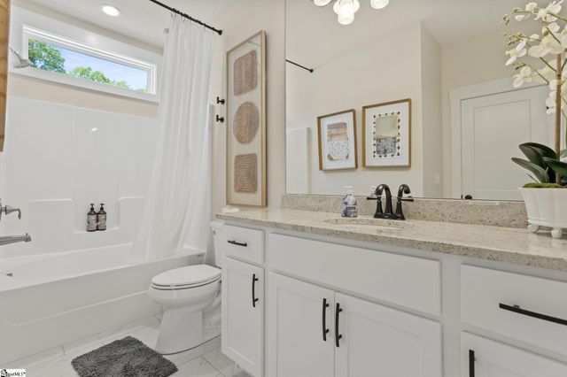 105 Lake Forest Drive, Greer, SC 29651