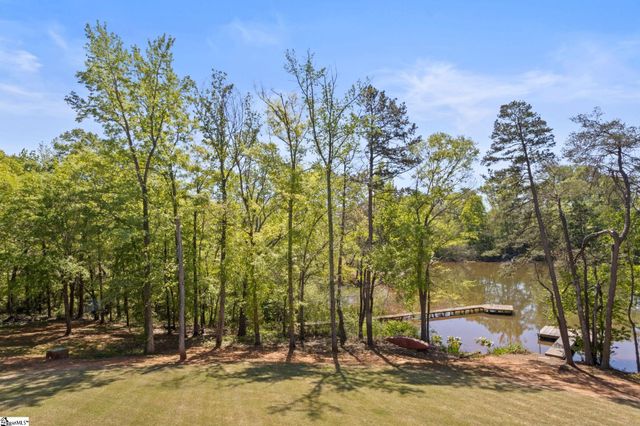 105 Lake Forest Drive, Greer, SC 29651