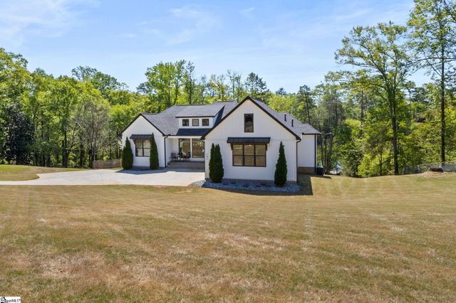 105 Lake Forest Drive, Greer, SC 29651