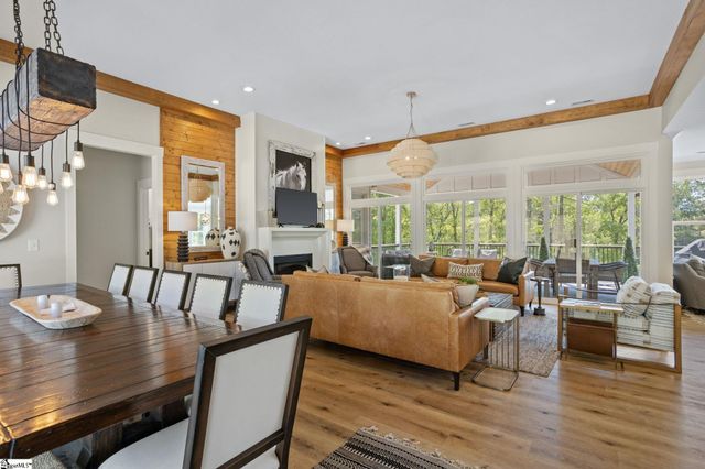 105 Lake Forest Drive, Greer, SC 29651