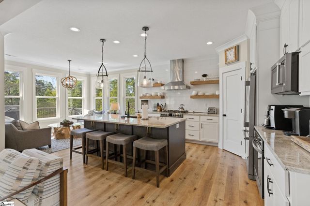 105 Lake Forest Drive, Greer, SC 29651