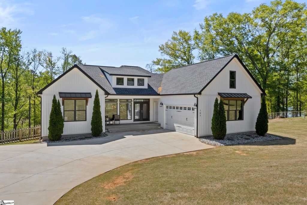 105 Lake Forest Drive, Greer, SC 29651