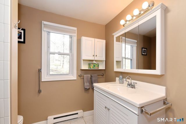 5 Buttonhook Drive, Portland, CT 06480