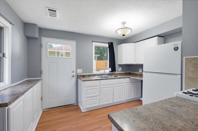 5809 Quail Avenue N, Crystal, MN 55429