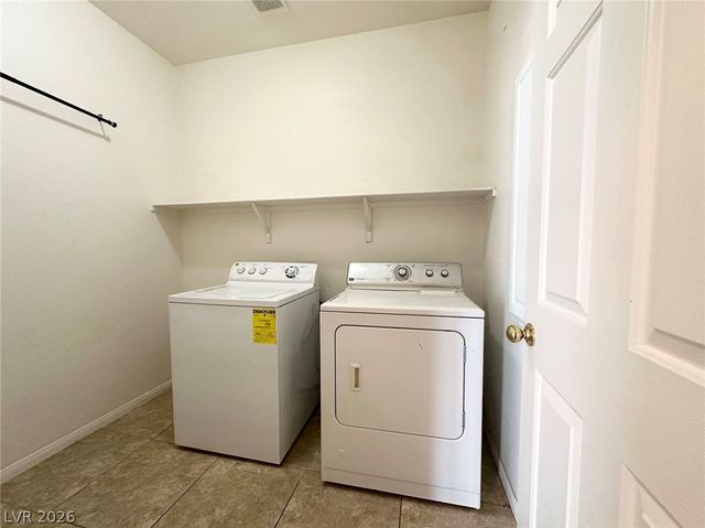637 Orbiter Lane, Las Vegas, NV 89148