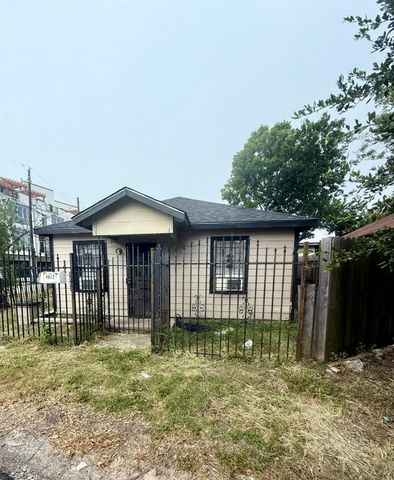 2714 Gray Street, Houston, TX 77004