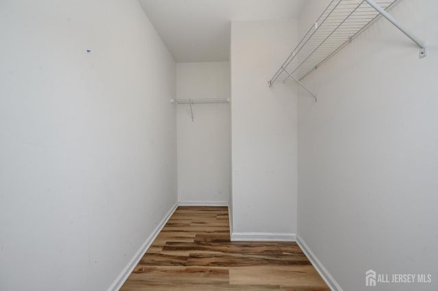 303 Pinelli Drive, Piscataway, NJ 08854