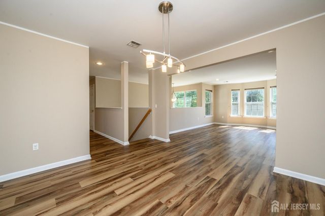 303 Pinelli Drive, Piscataway, NJ 08854