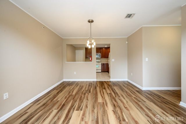 303 Pinelli Drive, Piscataway, NJ 08854