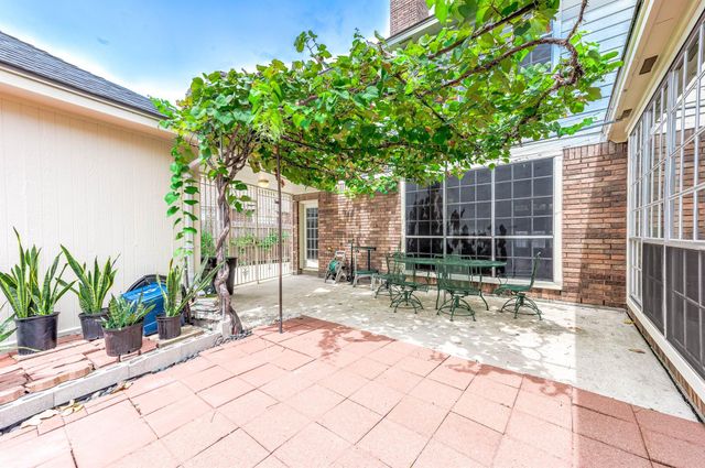 13238 Aspen Bough Circle, Houston, TX 77065