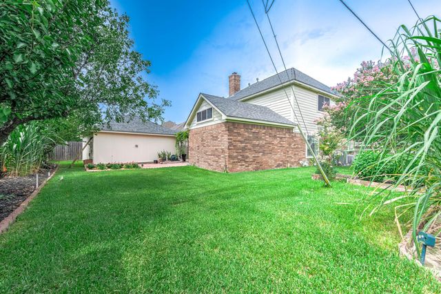 13238 Aspen Bough Circle, Houston, TX 77065