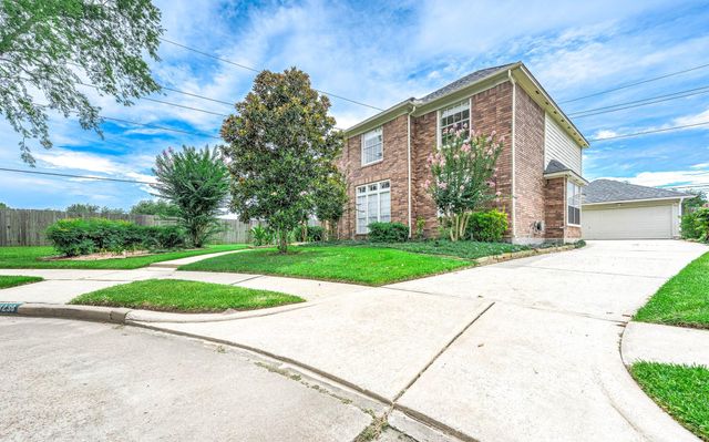 13238 Aspen Bough Circle, Houston, TX 77065