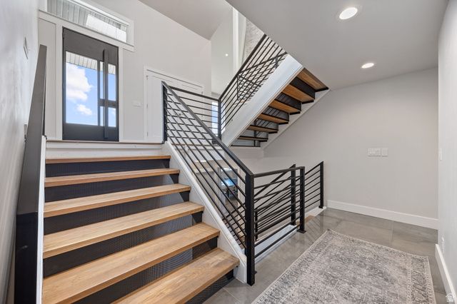 195 E NORTH SANDRUN RD, Salt Lake City, UT 84103