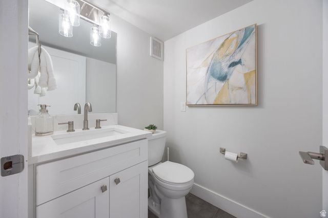 195 E NORTH SANDRUN RD, Salt Lake City, UT 84103