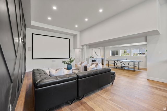 195 E NORTH SANDRUN RD, Salt Lake City, UT 84103