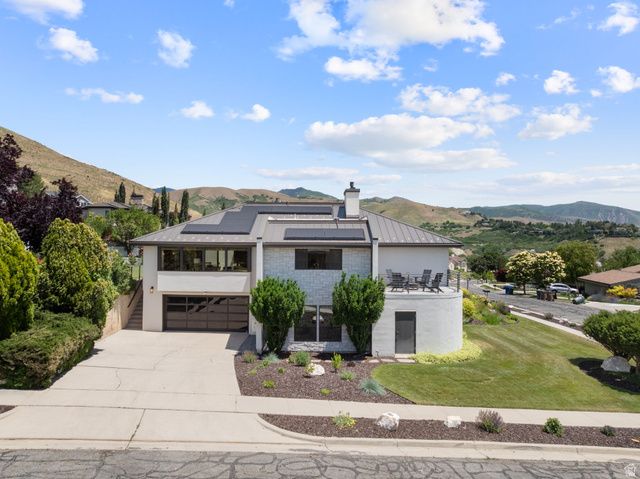 195 E NORTH SANDRUN RD, Salt Lake City, UT 84103