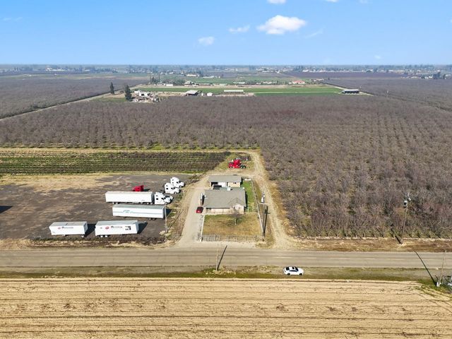 3708 W North Avenue, Fresno, CA 93706