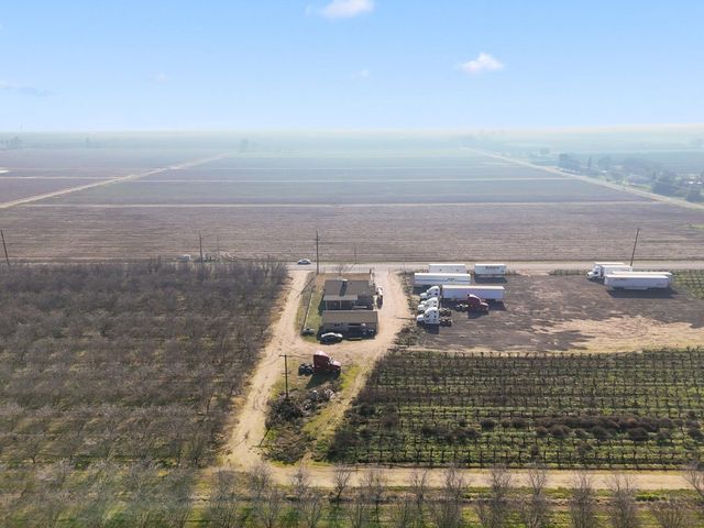 3708 W North Avenue, Fresno, CA 93706