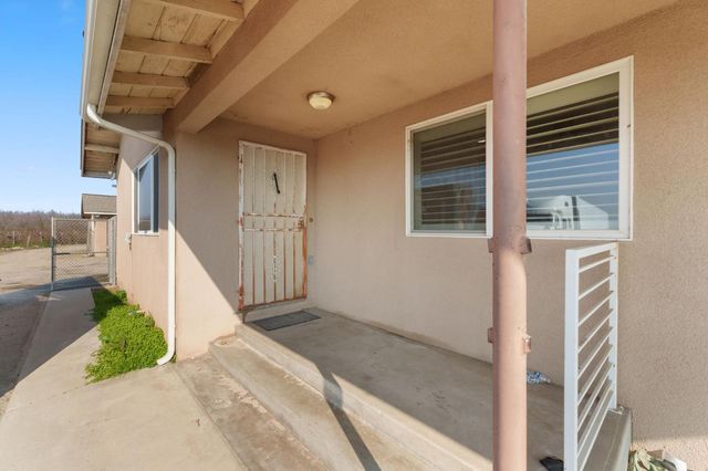 3708 W North Avenue, Fresno, CA 93706