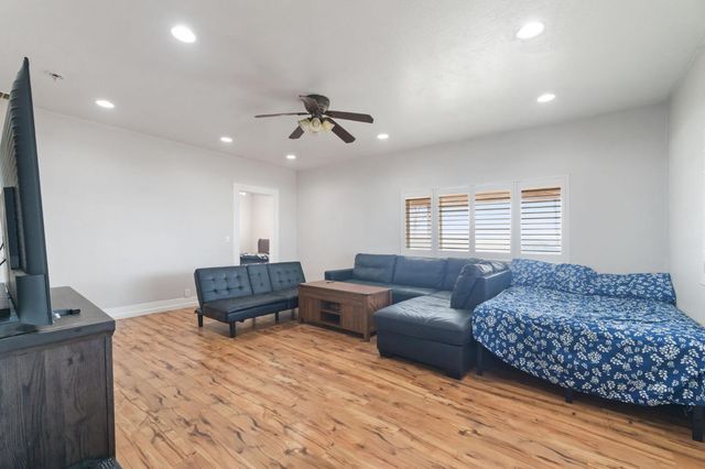 3708 W North Avenue, Fresno, CA 93706