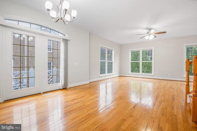 14741 POTOMAC BRANCH DR, Woodbridge, VA 22191