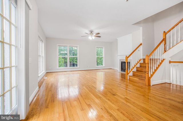 14741 POTOMAC BRANCH DR, Woodbridge, VA 22191