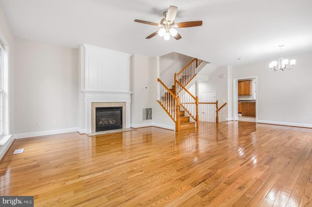 14741 POTOMAC BRANCH DR, Woodbridge, VA 22191