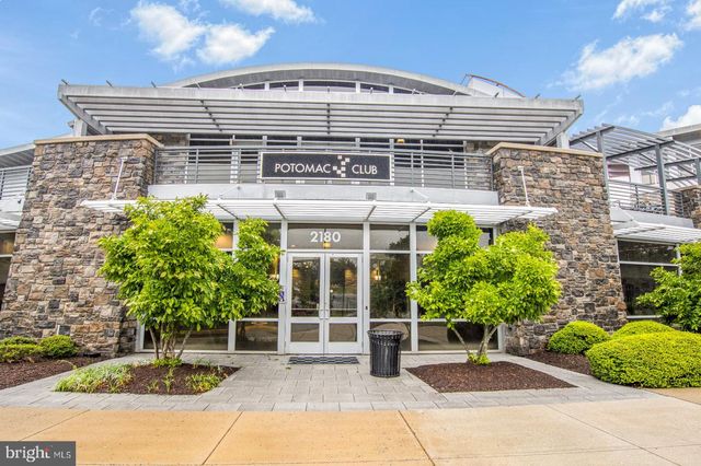 14741 POTOMAC BRANCH DR, Woodbridge, VA 22191
