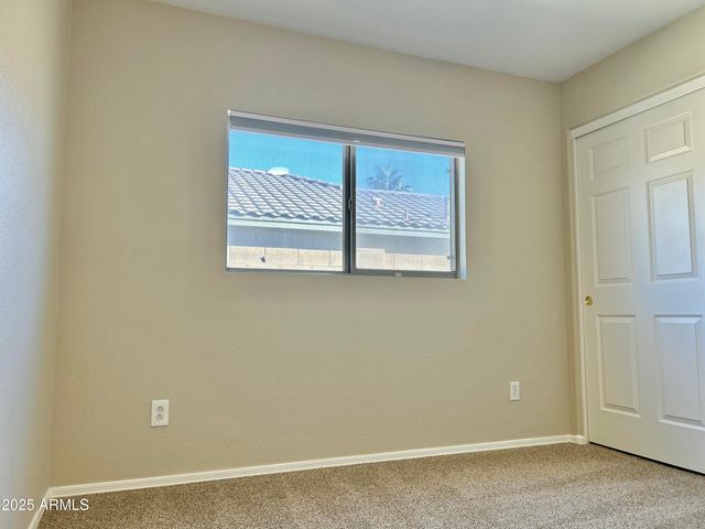 2280 E HAZELTINE Way, Chandler, AZ 85249