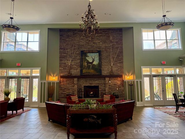 9 Kenilworth Knoll 115, Asheville, NC 28805