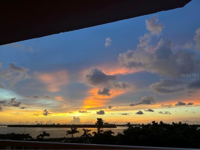 7430 SUNSHINE SKYWAY LANE S 501, St Petersburg, FL 33711