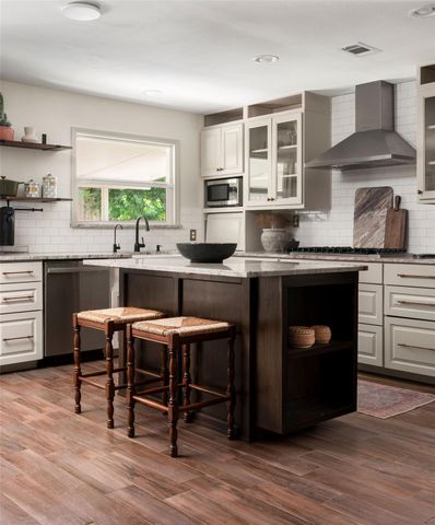 1907 Northwest BLVD, Georgetown, TX 78628