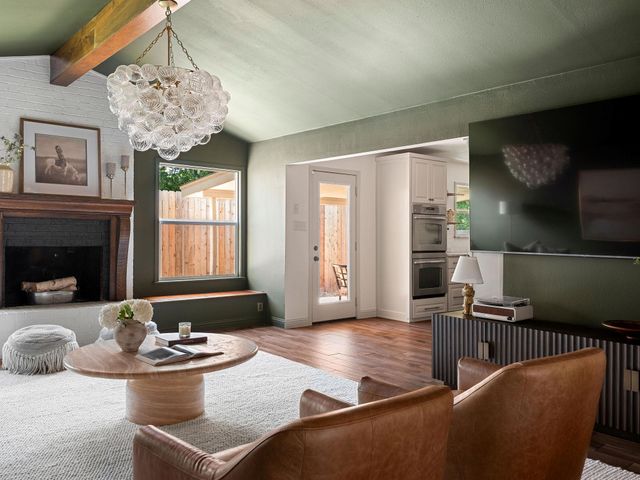 1907 Northwest BLVD, Georgetown, TX 78628