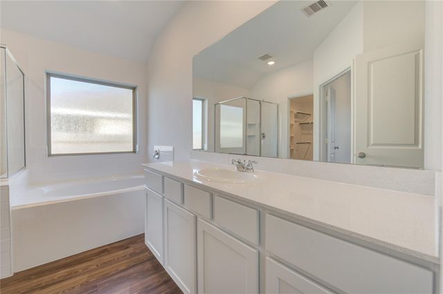 5716 Knox Landing Drive, Rosenberg, TX 77469