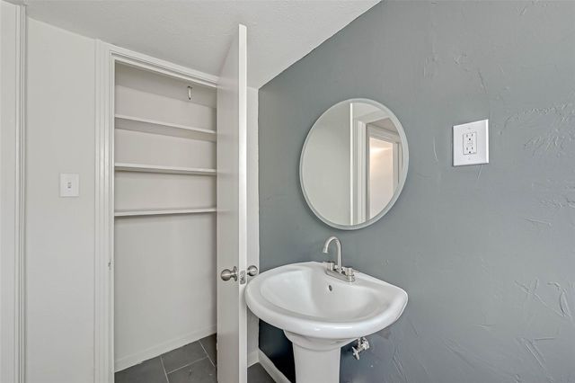 2420 Mcduffie Street 3, Houston, TX 77019