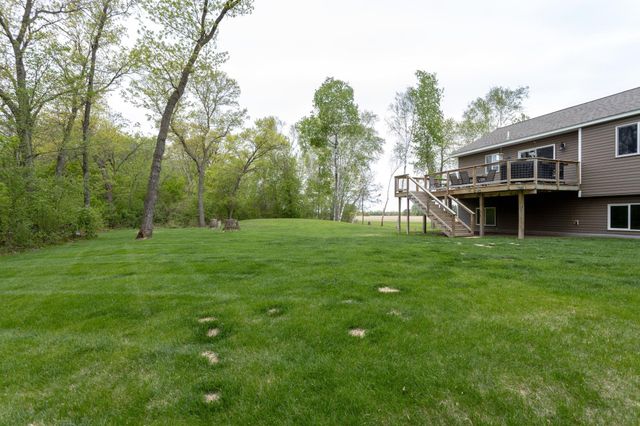 7956 325th Avenue NW, Princeton, MN 55371