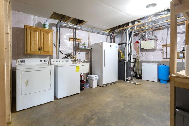 7956 325th Avenue NW, Princeton, MN 55371