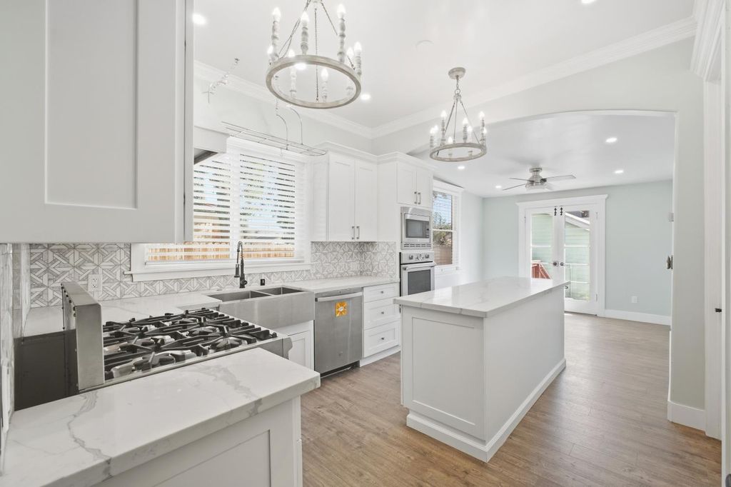 Image 12 of property listing at 2111 Stillman Street, Selma, CA 93662