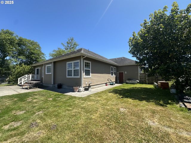 7200 ORTELIUS Dr, Ilwaco, WA 98624
