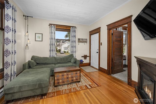 3425 Hoyt Avenue, Everett, WA 98201