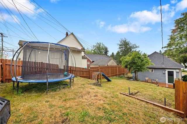 3425 Hoyt Avenue, Everett, WA 98201