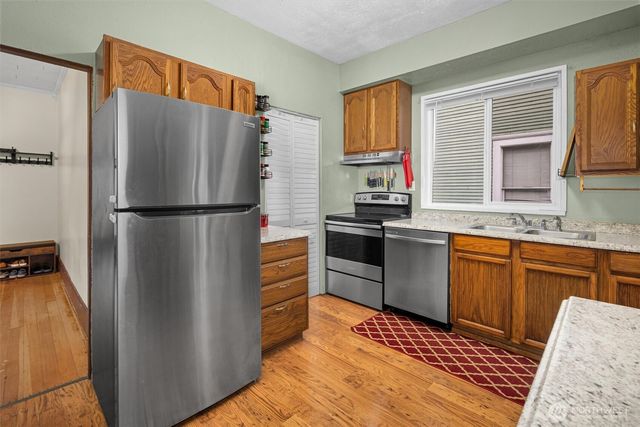 3425 Hoyt Avenue, Everett, WA 98201