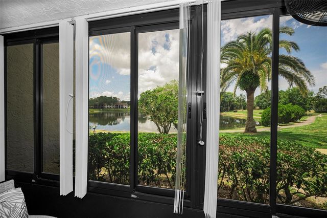 1870 PINE RIDGE WAY W G1, Palm Harbor, FL 34684