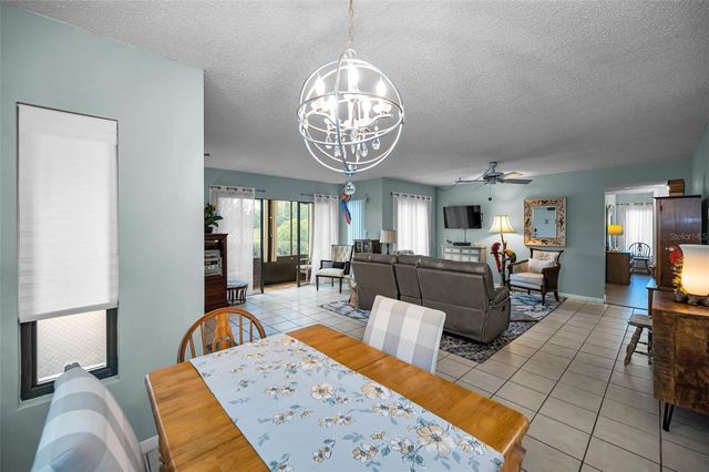 1870 PINE RIDGE WAY W G1, Palm Harbor, FL 34684