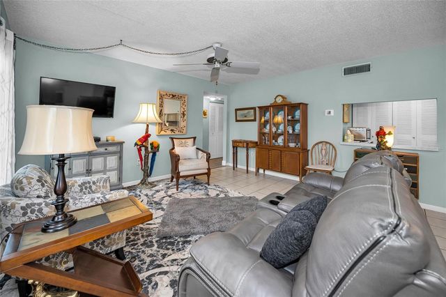 1870 PINE RIDGE WAY W G1, Palm Harbor, FL 34684