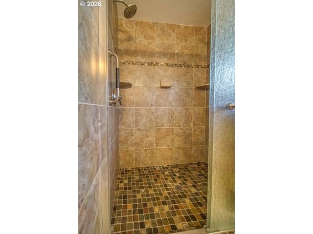 2950 GREENBRIAR St, Reedsport, OR 97467